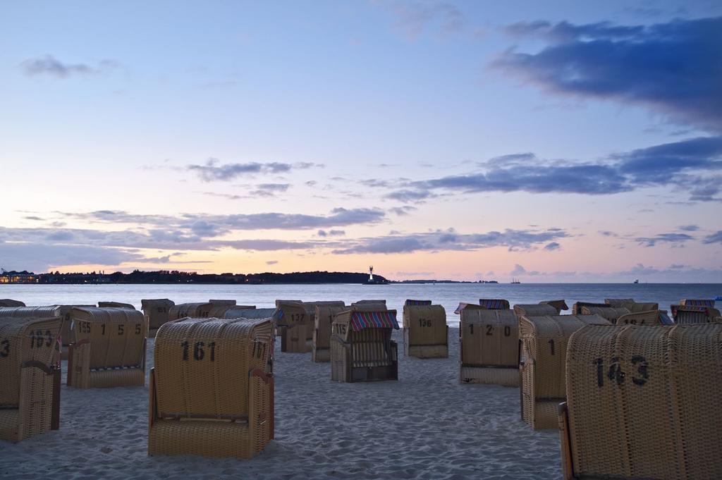 Strandhotel Seeblick, Ostseebad Хайкендорф Екстериор снимка