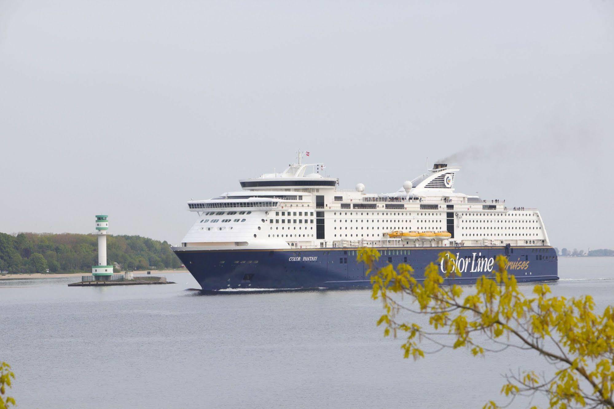 Strandhotel Seeblick, Ostseebad Хайкендорф Екстериор снимка